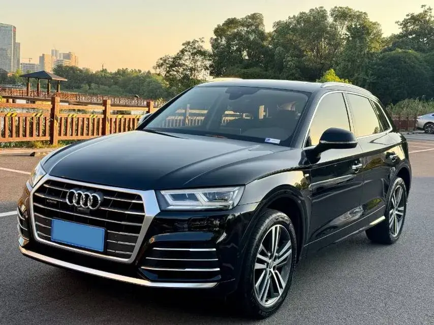 2020 Audi Q5L 2.0T 190HP L4 7DCT
