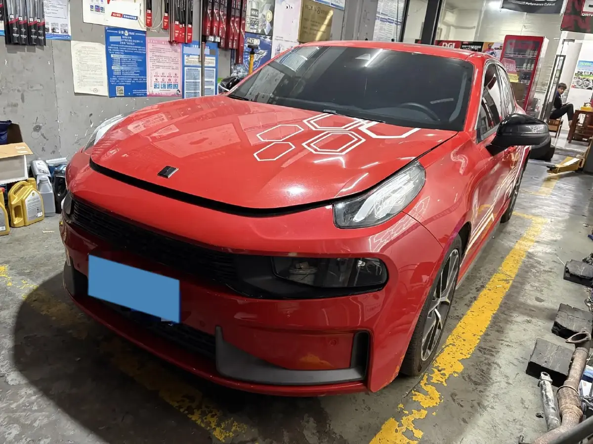 2019 LYNK&CO 01 2.0T 190HP L4 6AT