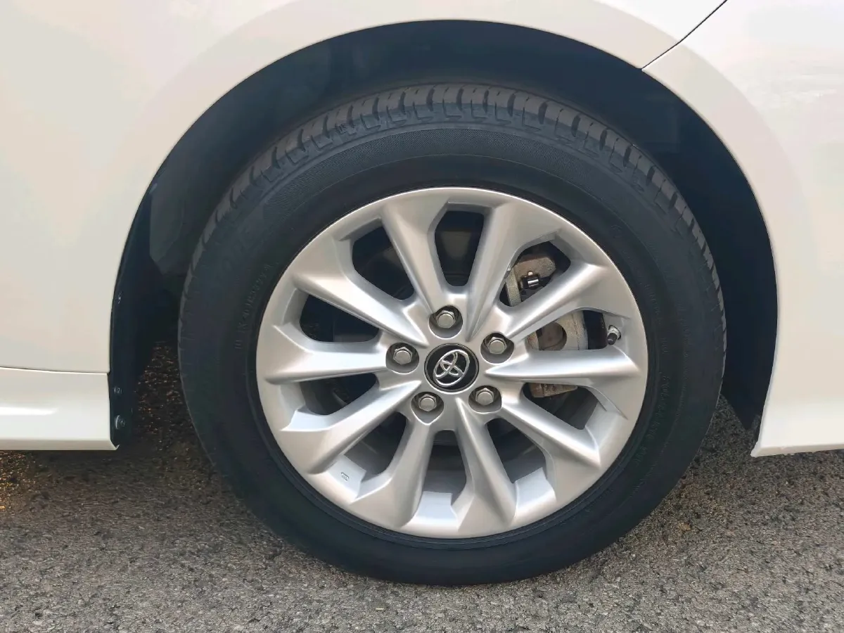 2021 Toyota Corolla 1.2T 116HP L4 CVT,autocango,china used car exporter,china ev exporter,chinese used car exporter,chinese used ev exporter