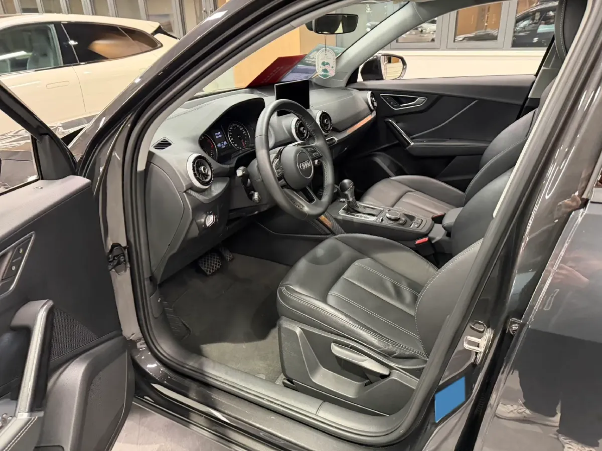 2022 Audi Q2L 1.4T 150HP L4 7DCT,autocango,china used car exporter,china ev exporter,chinese used car exporter,chinese used ev exporter