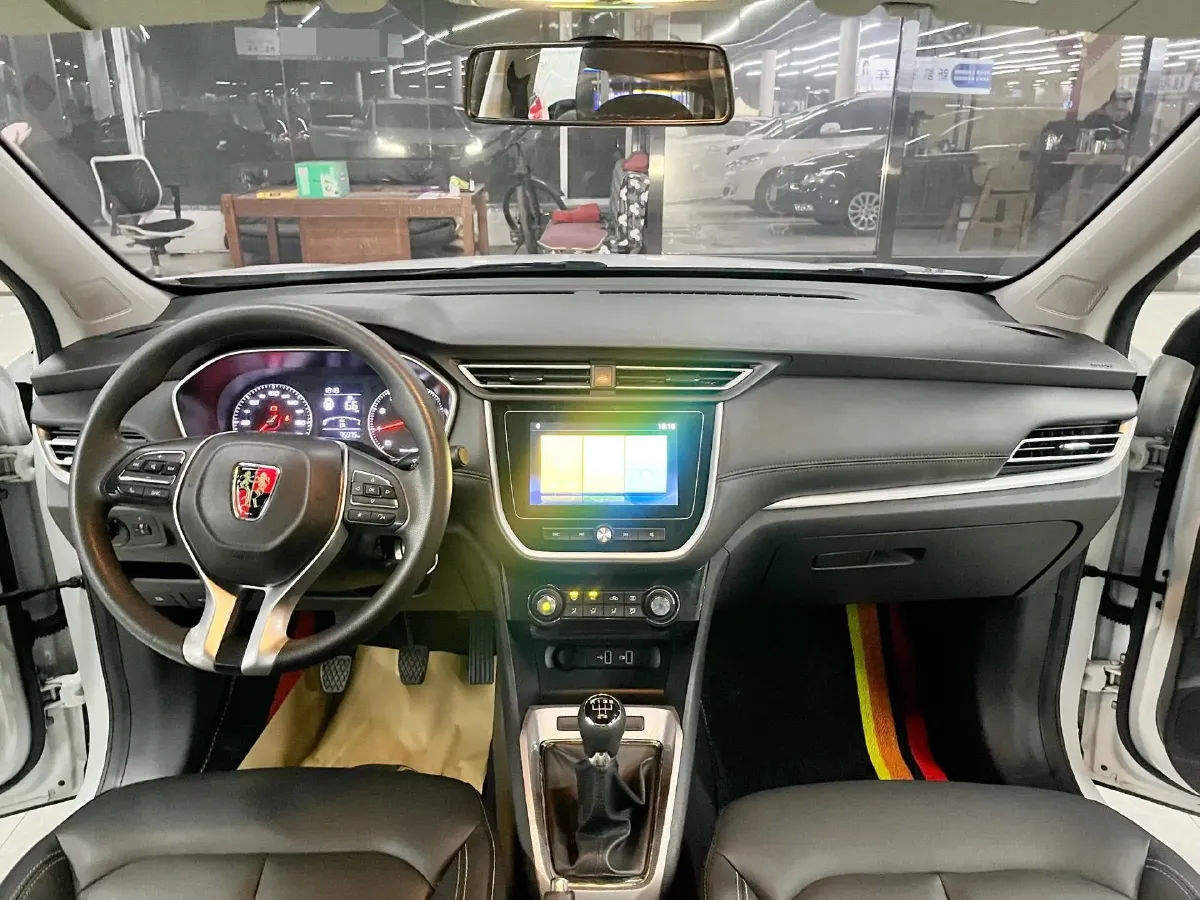 2020 Roewe RX3 1.6L 125HP L4 5MT,autocango,china used car exporter,china ev exporter,chinese used car exporter,chinese used ev exporter