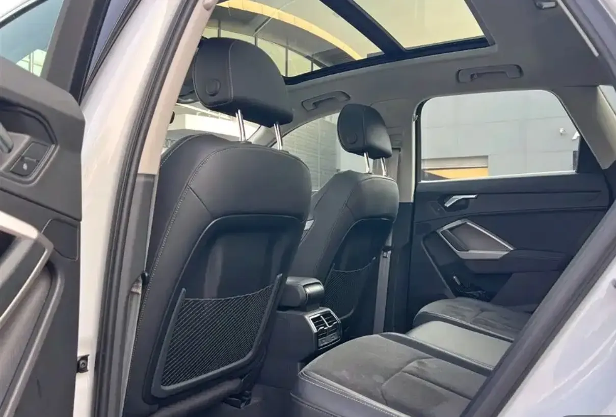 2022 Audi Q3 1.4T 150HP L4 7DCT,autocango,china used car exporter,china ev exporter,chinese used car exporter,chinese used ev exporter