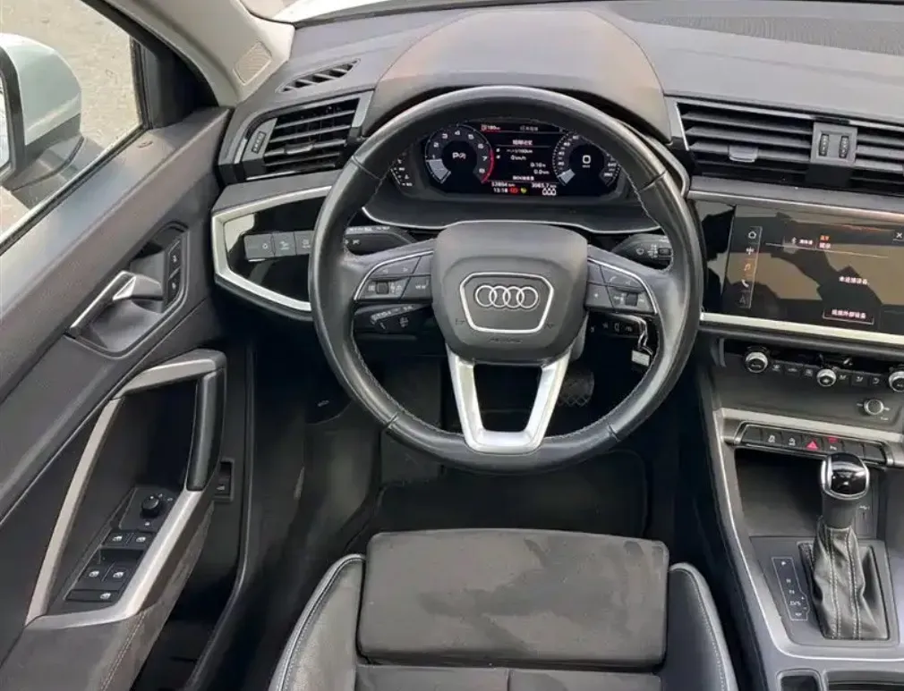2022 Audi Q3 1.4T 150HP L4 7DCT,autocango,china used car exporter,china ev exporter,chinese used car exporter,chinese used ev exporter