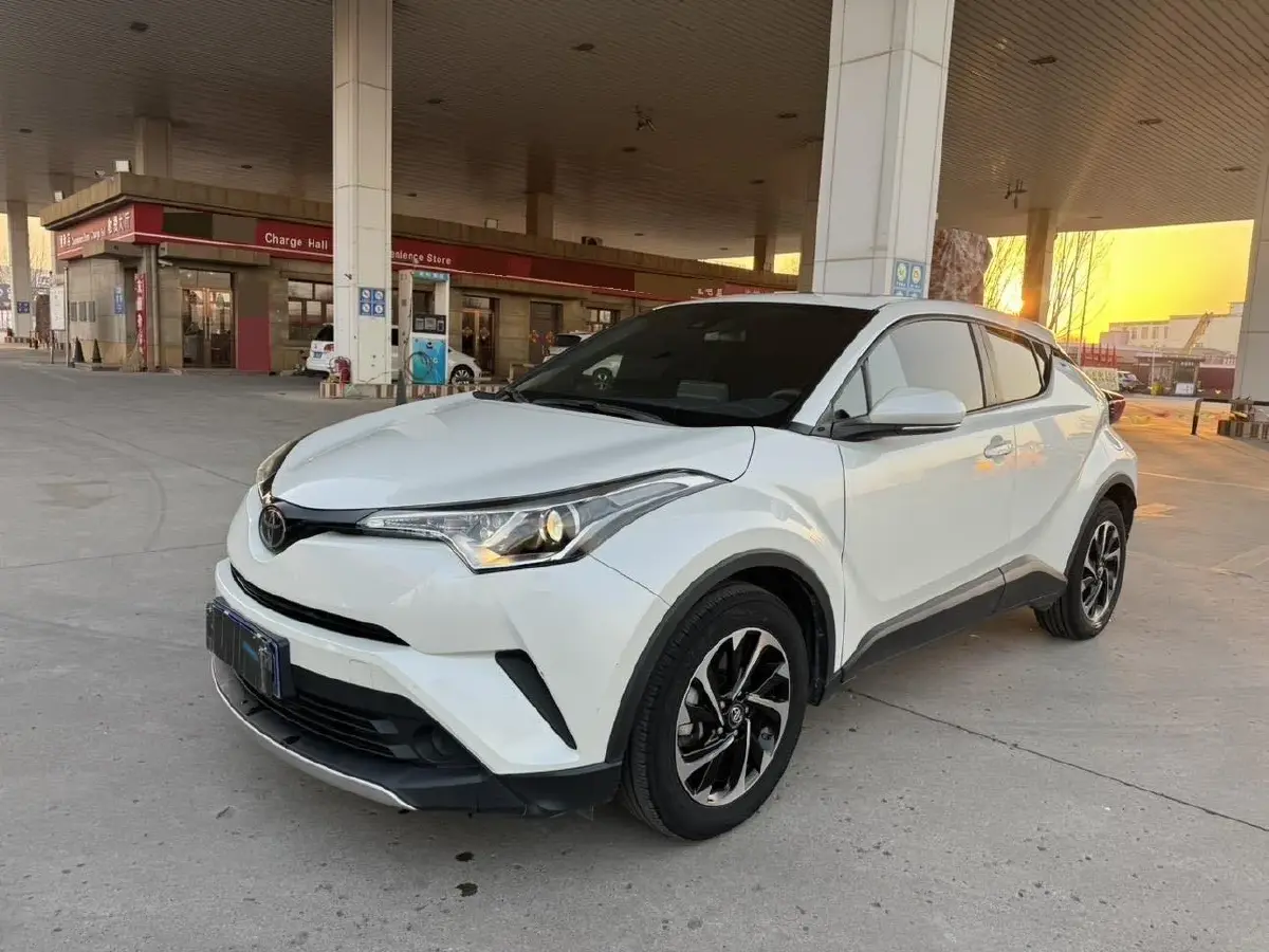 2021 Toyota Izoa 2.0L 171HP L4 CVT
