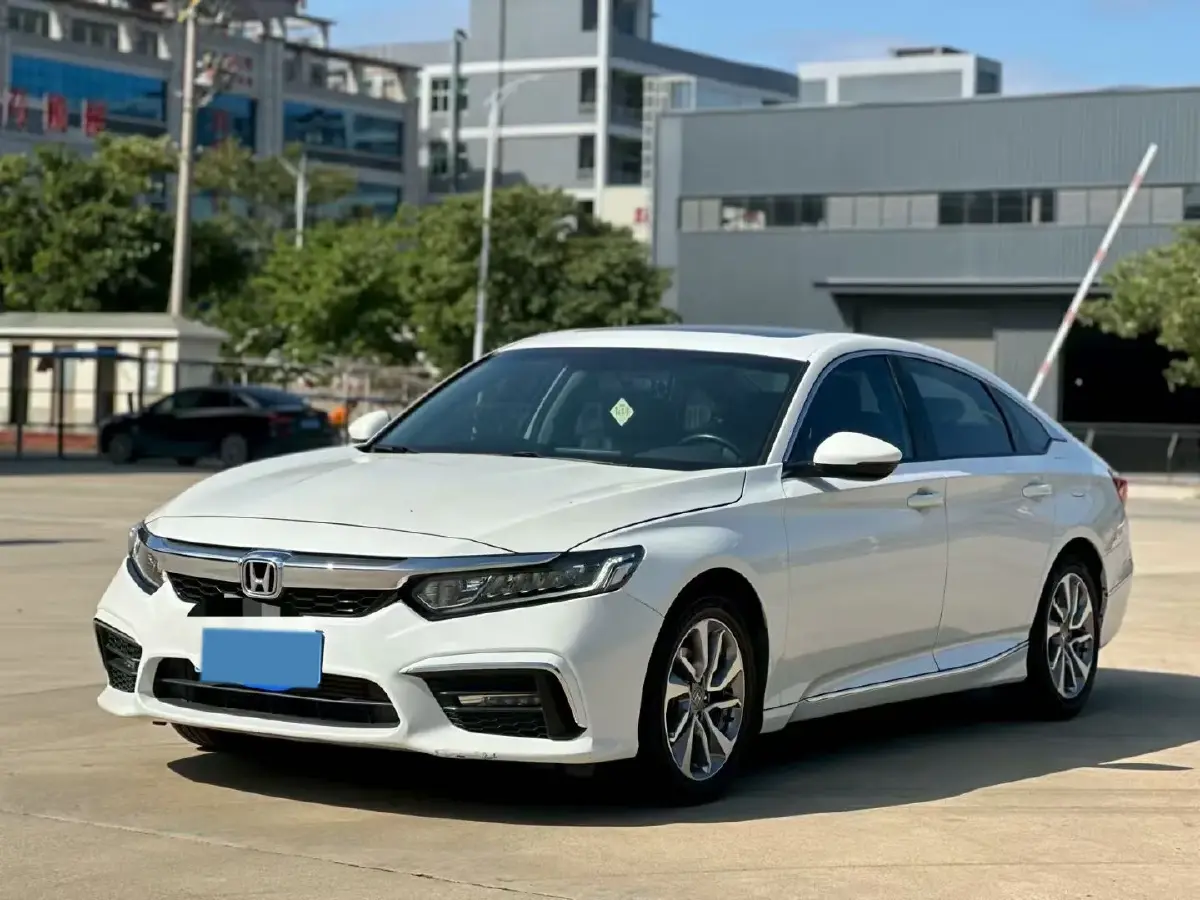 2019 Honda Inspire 1.5T 194HP L4 CVT