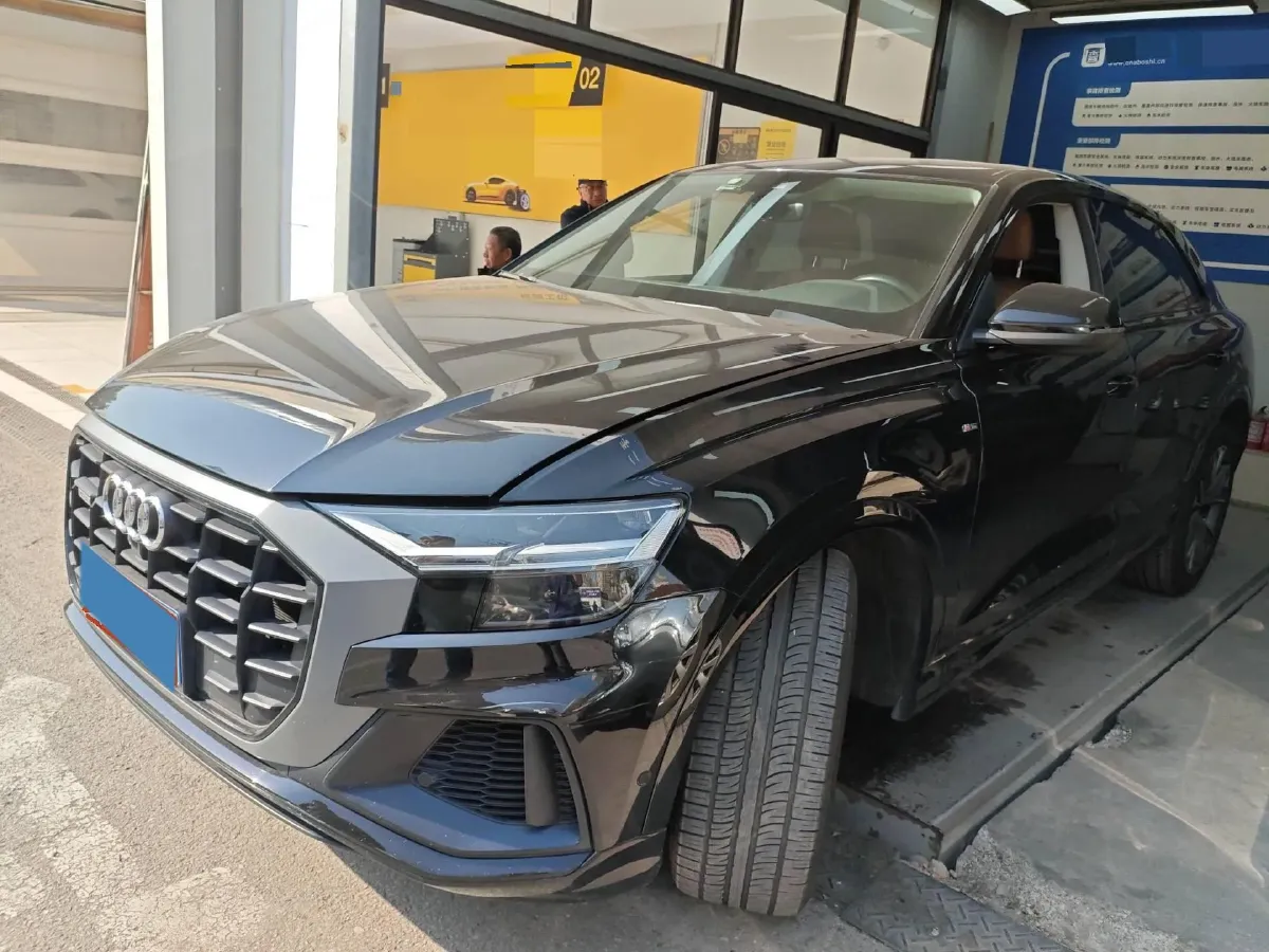 2019 Audi Q8 3.0T 340HP V6 8AT,autocango,china used car exporter,china ev exporter,chinese used car exporter,chinese used ev exporter