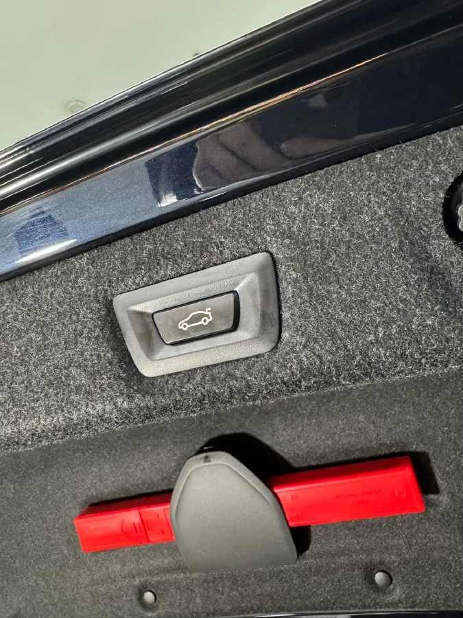 2021 BMW 5 Series 2.0T 184HP L4 8AT,autocango,china used car exporter,china ev exporter,chinese used car exporter,chinese used ev exporter