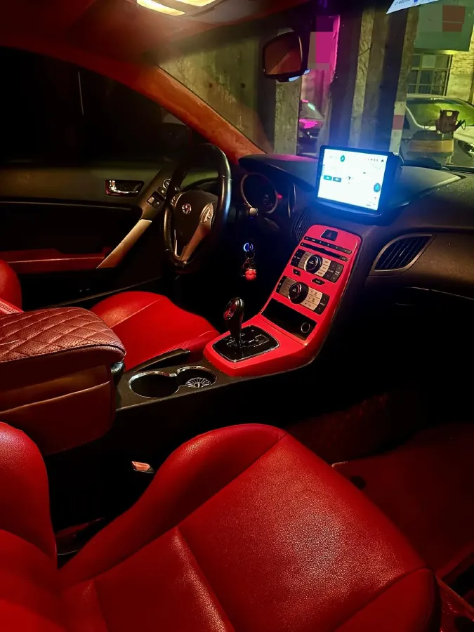 2009 Hyundai Rohens-Coupe 2.0T 210HP L4 5AT,autocango,china used car exporter,china ev exporter,chinese used car exporter,chinese used ev exporter