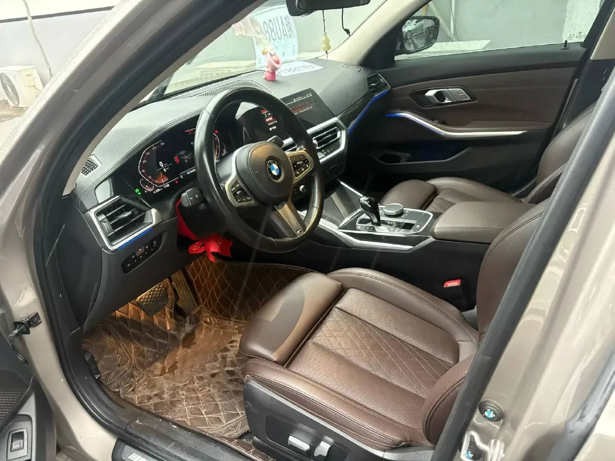 2022 BMW 3 Series 2.0T 184HP L4 8AT,autocango,china used car exporter,china ev exporter,chinese used car exporter,chinese used ev exporter