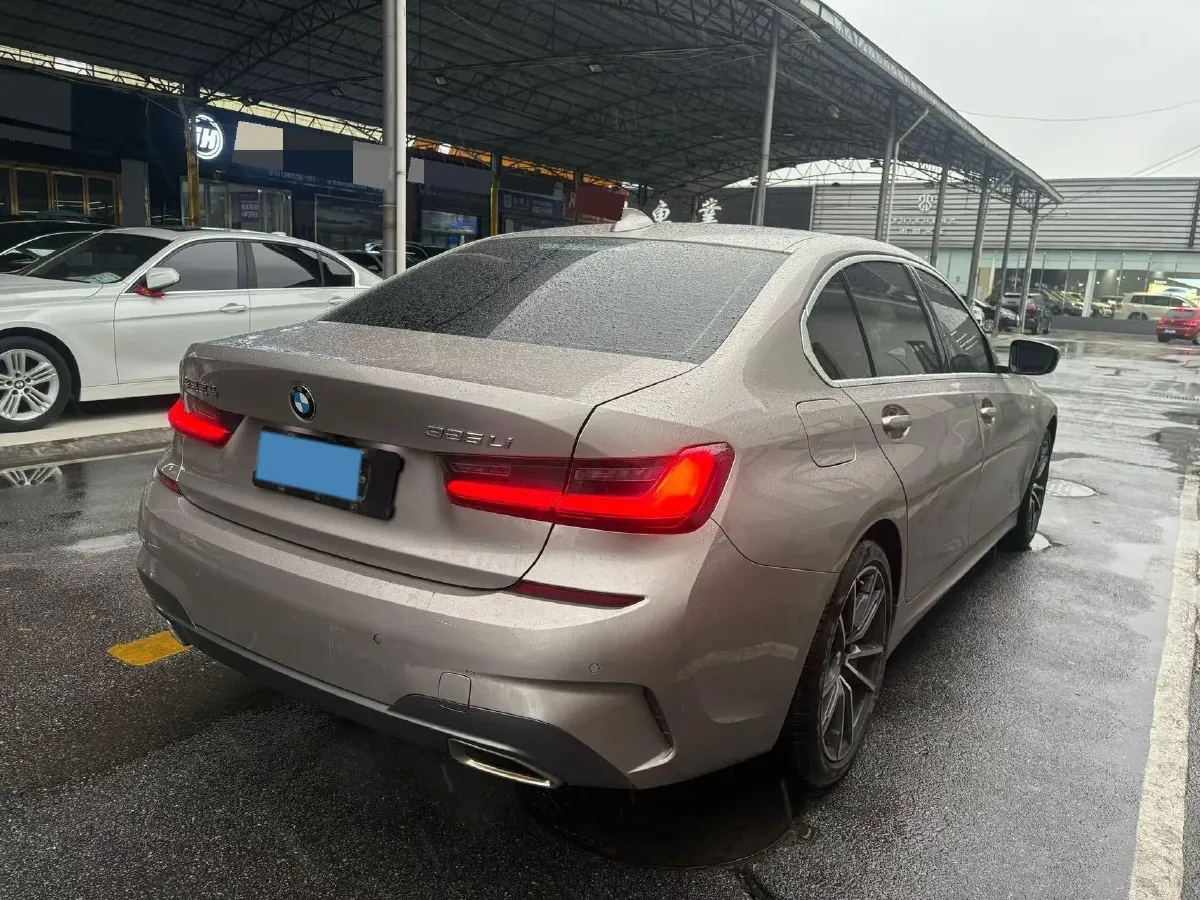 2022 BMW 3 Series 2.0T 184HP L4 8AT,autocango,china used car exporter,china ev exporter,chinese used car exporter,chinese used ev exporter