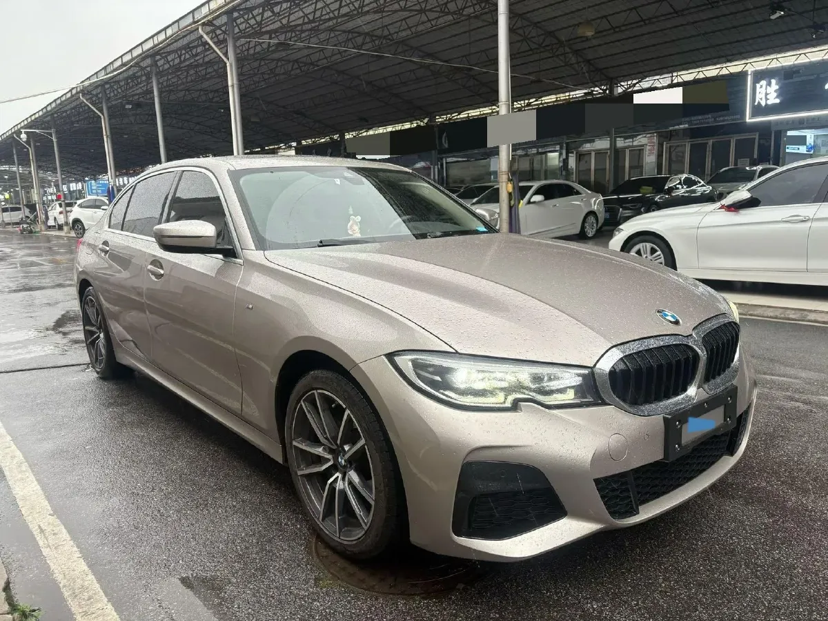 2022 BMW 3 Series 2.0T 184HP L4 8AT,autocango,china used car exporter,china ev exporter,chinese used car exporter,chinese used ev exporter