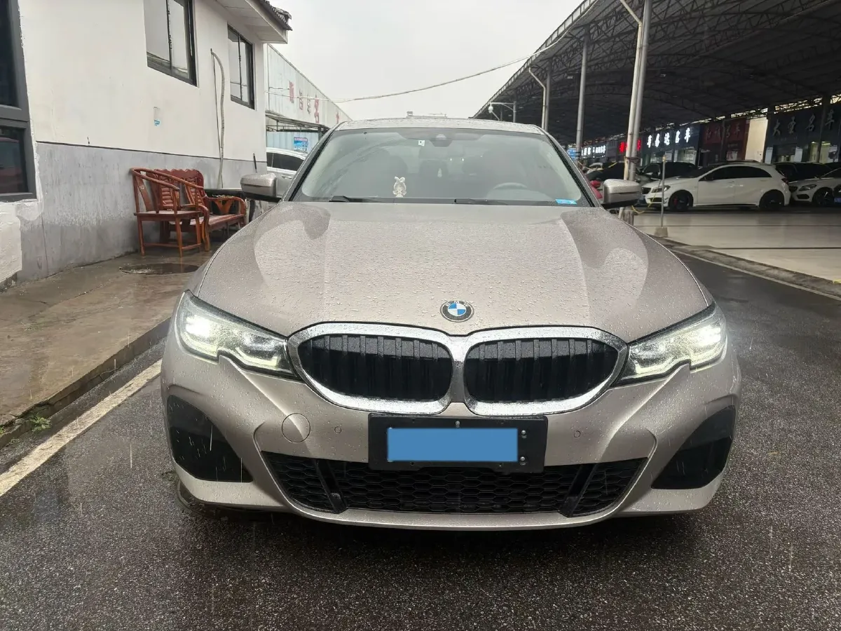 2022 BMW 3 Series 2.0T 184HP L4 8AT,autocango,china used car exporter,china ev exporter,chinese used car exporter,chinese used ev exporter