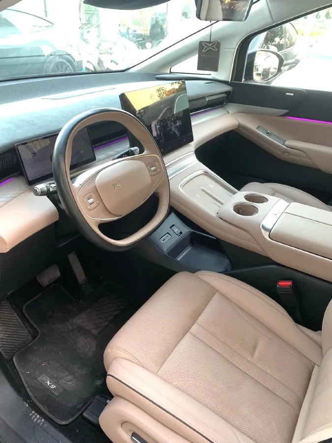 2024 Xpeng X9 BEV 101.5KWH,autocango,china used car exporter,china ev exporter,chinese used car exporter,chinese used ev exporter