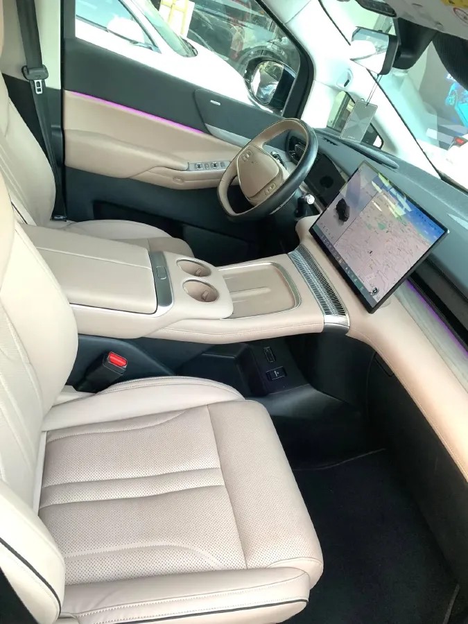 2024 Xpeng X9 BEV 101.5KWH,autocango,china used car exporter,china ev exporter,chinese used car exporter,chinese used ev exporter