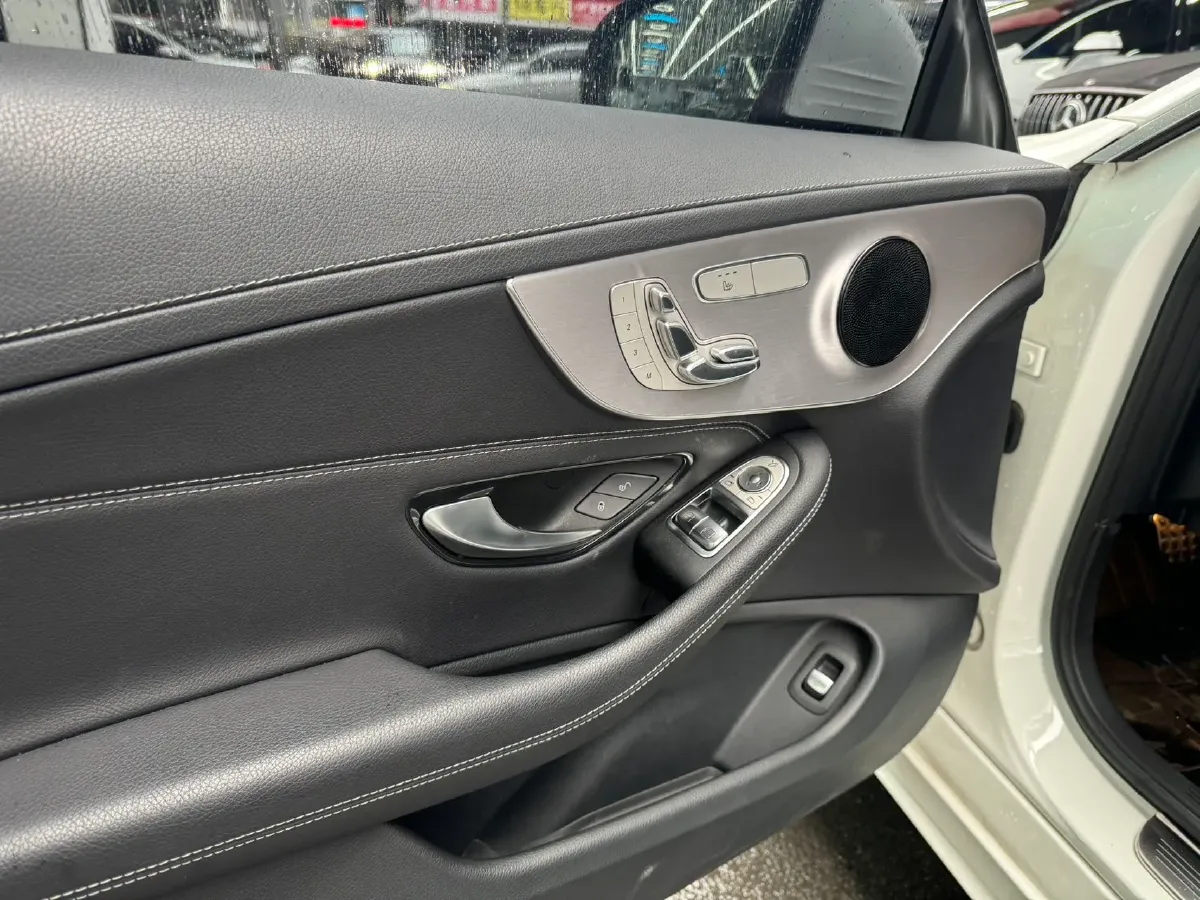 2021 Mercedes-Benz C Class 1.5T 184HP L4 9AT,autocango,china used car exporter,china ev exporter,chinese used car exporter,chinese used ev exporter