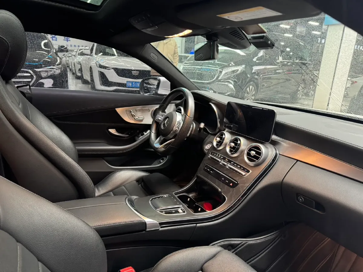 2021 Mercedes-Benz C Class 1.5T 184HP L4 9AT,autocango,china used car exporter,china ev exporter,chinese used car exporter,chinese used ev exporter