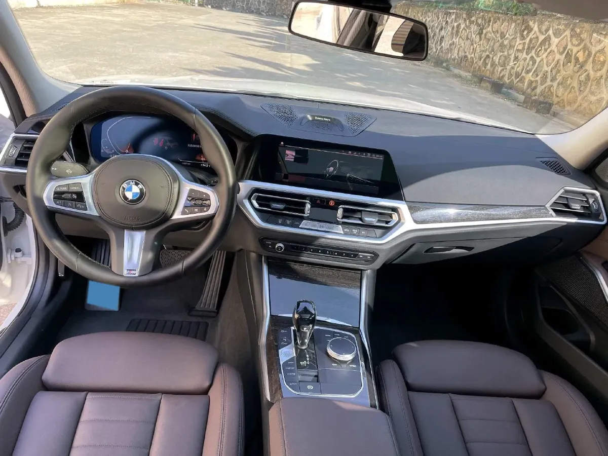 2020 BMW 3 Series 2.0T 184HP L4 8AT,autocango,china used car exporter,china ev exporter,chinese used car exporter,chinese used ev exporter