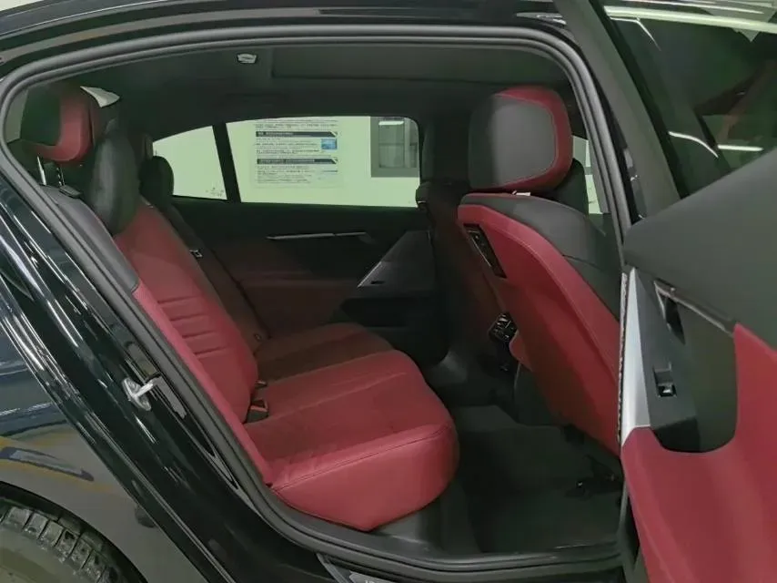 2024 BMW i5 BEV 79.05KWH,autocango,china used car exporter,china ev exporter,chinese used car exporter,chinese used ev exporter