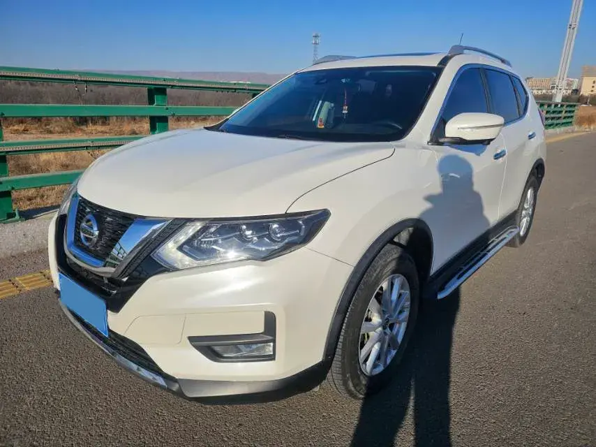 2020 Nissan X-Trail 2.0L 154HP L4 CVT