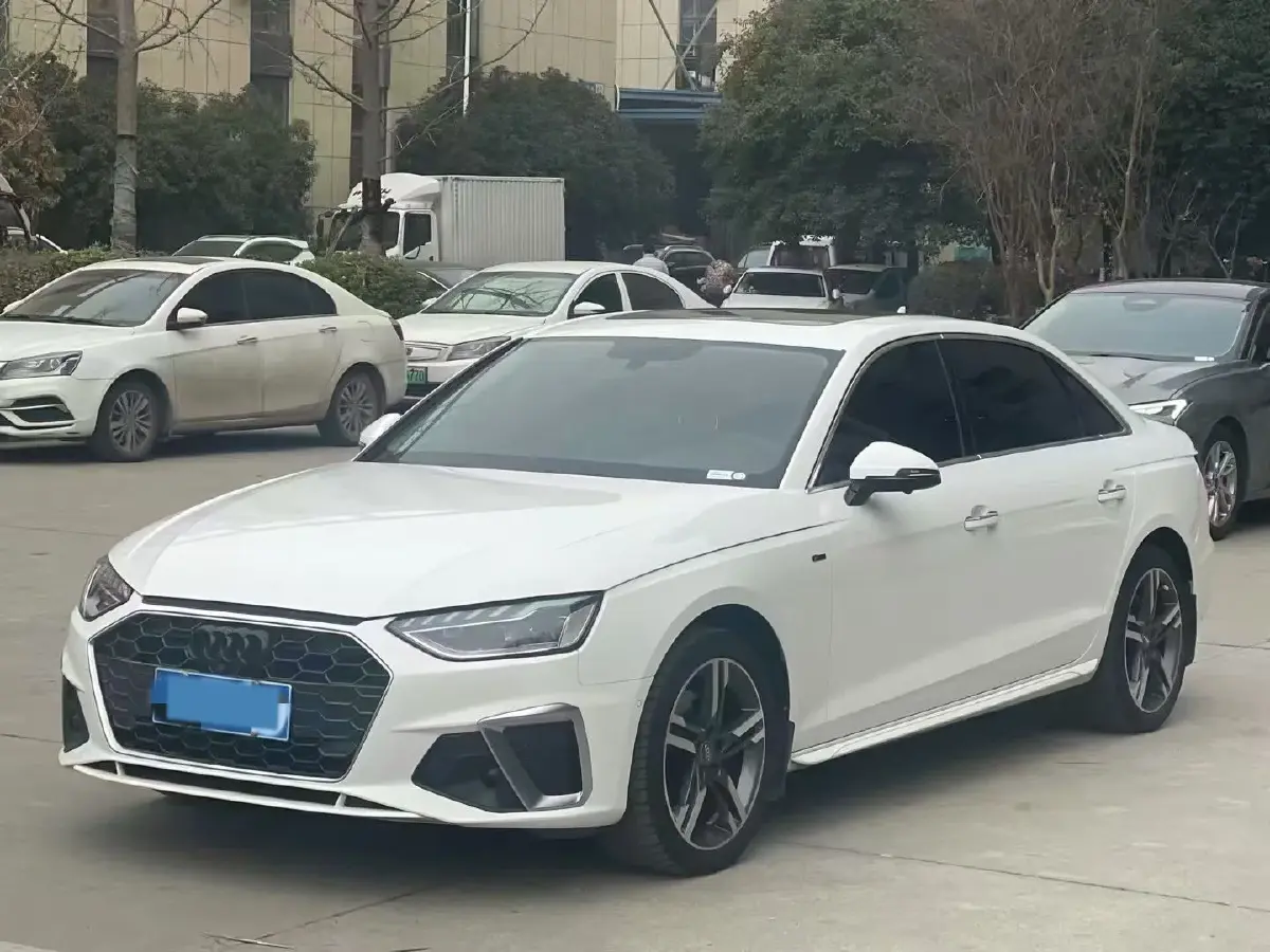 2020 Audi A4L 2.0T 190HP L4 7DCT