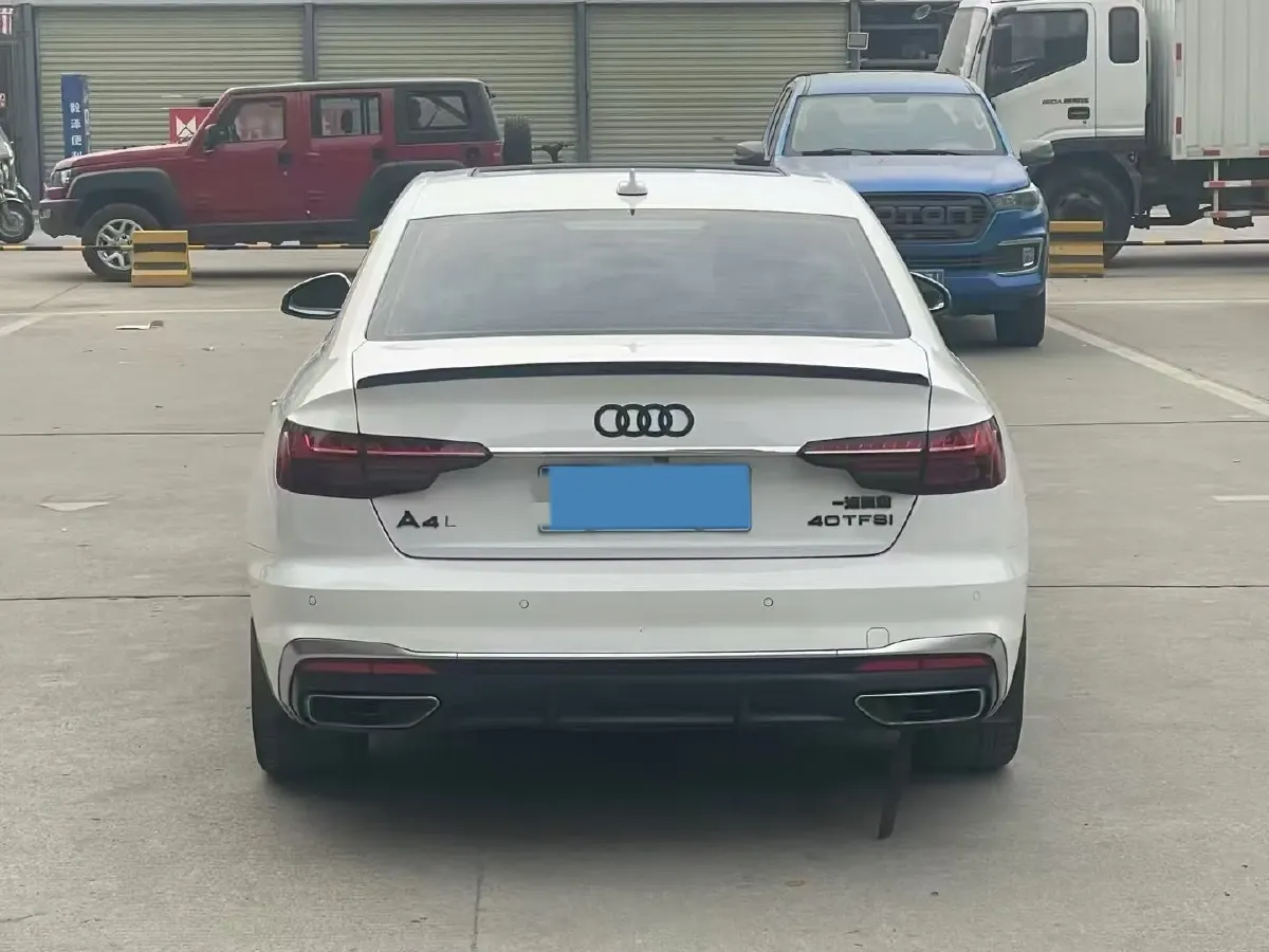 2020 Audi A4L 2.0T 190HP L4 7DCT,autocango,china used car exporter,china ev exporter,chinese used car exporter,chinese used ev exporter