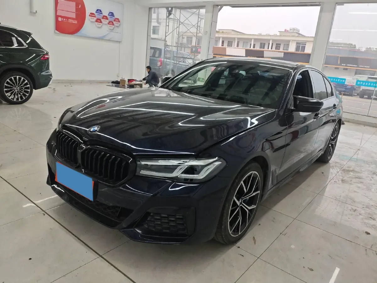 2021 BMW 5 Series 2.0T 252HP L4 8AT