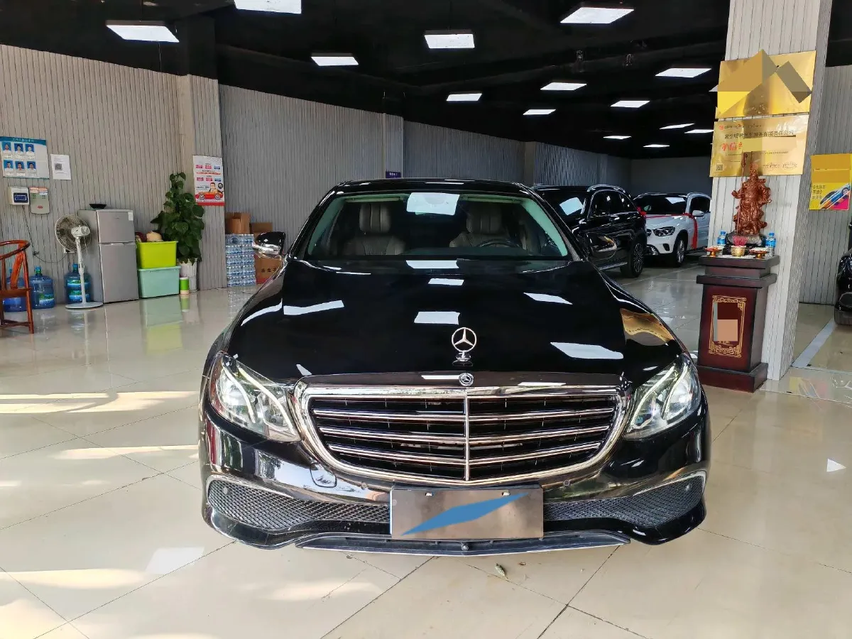 2020 Mercedes-Benz E Class 1.5T 184HP L4 9AT,autocango,china used car exporter,china ev exporter,chinese used car exporter,chinese used ev exporter