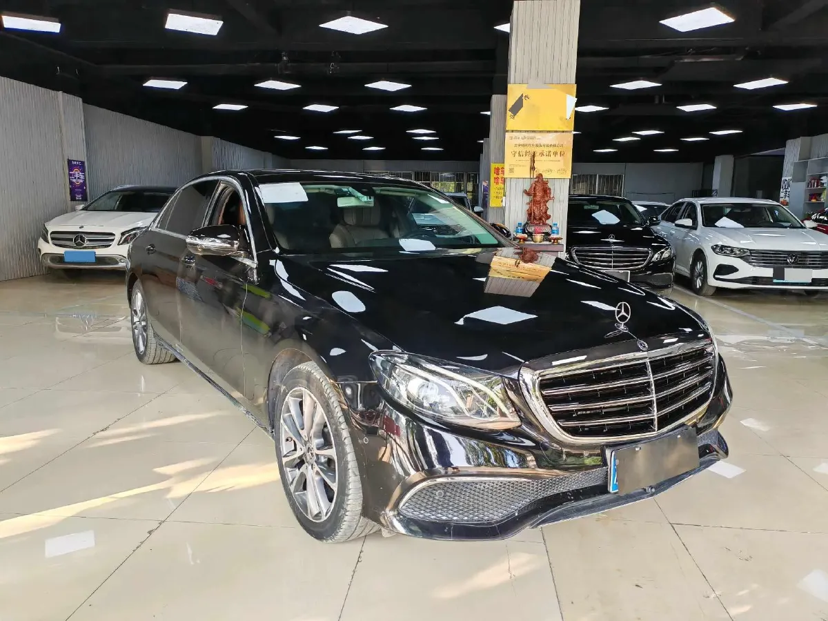 2020 Mercedes-Benz E Class 1.5T 184HP L4 9AT,autocango,china used car exporter,china ev exporter,chinese used car exporter,chinese used ev exporter