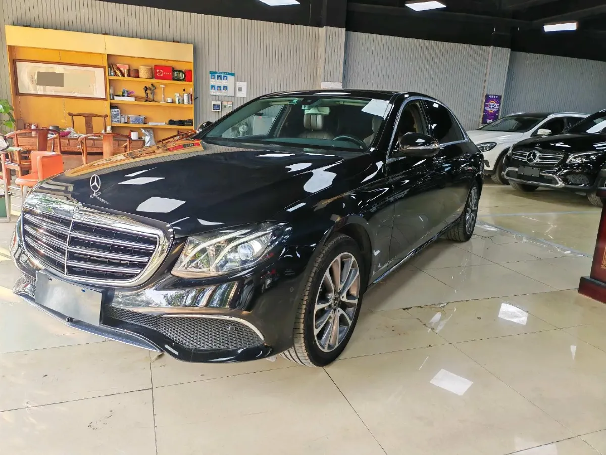 2020 Mercedes-Benz E Class 1.5T 184HP L4 9AT,autocango,china used car exporter,china ev exporter,chinese used car exporter,chinese used ev exporter