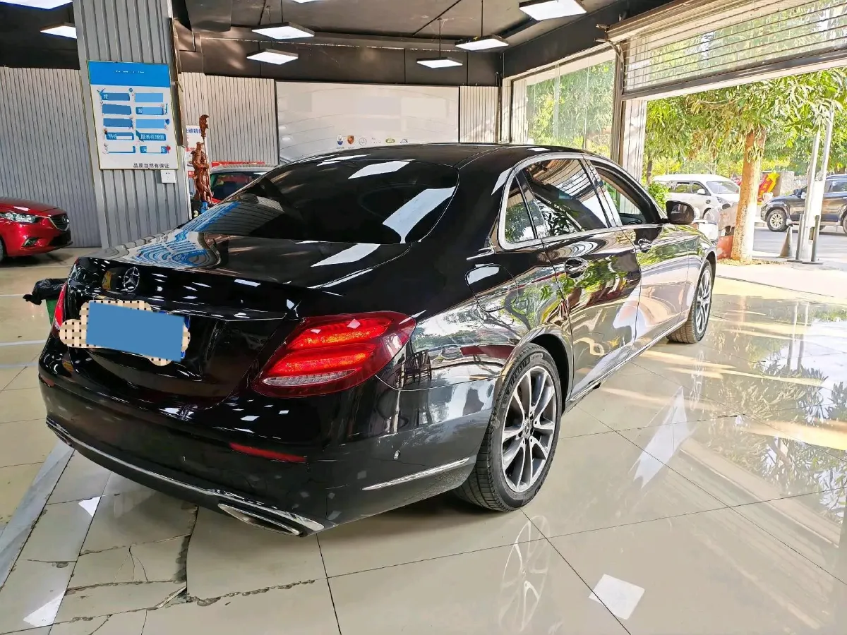 2020 Mercedes-Benz E Class 1.5T 184HP L4 9AT,autocango,china used car exporter,china ev exporter,chinese used car exporter,chinese used ev exporter