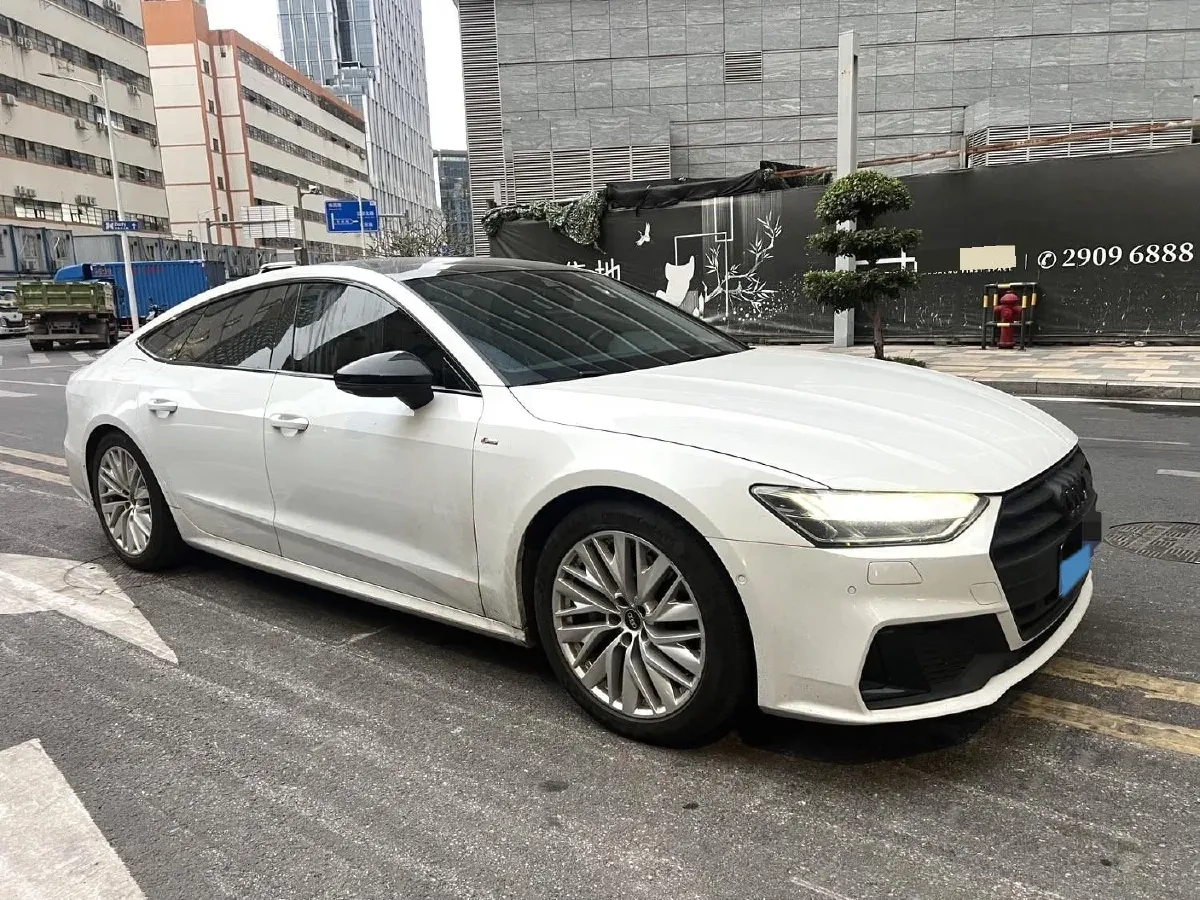 2021 Audi A7 2.0T 245HP L4 7DCT,autocango,china used car exporter,china ev exporter,chinese used car exporter,chinese used ev exporter