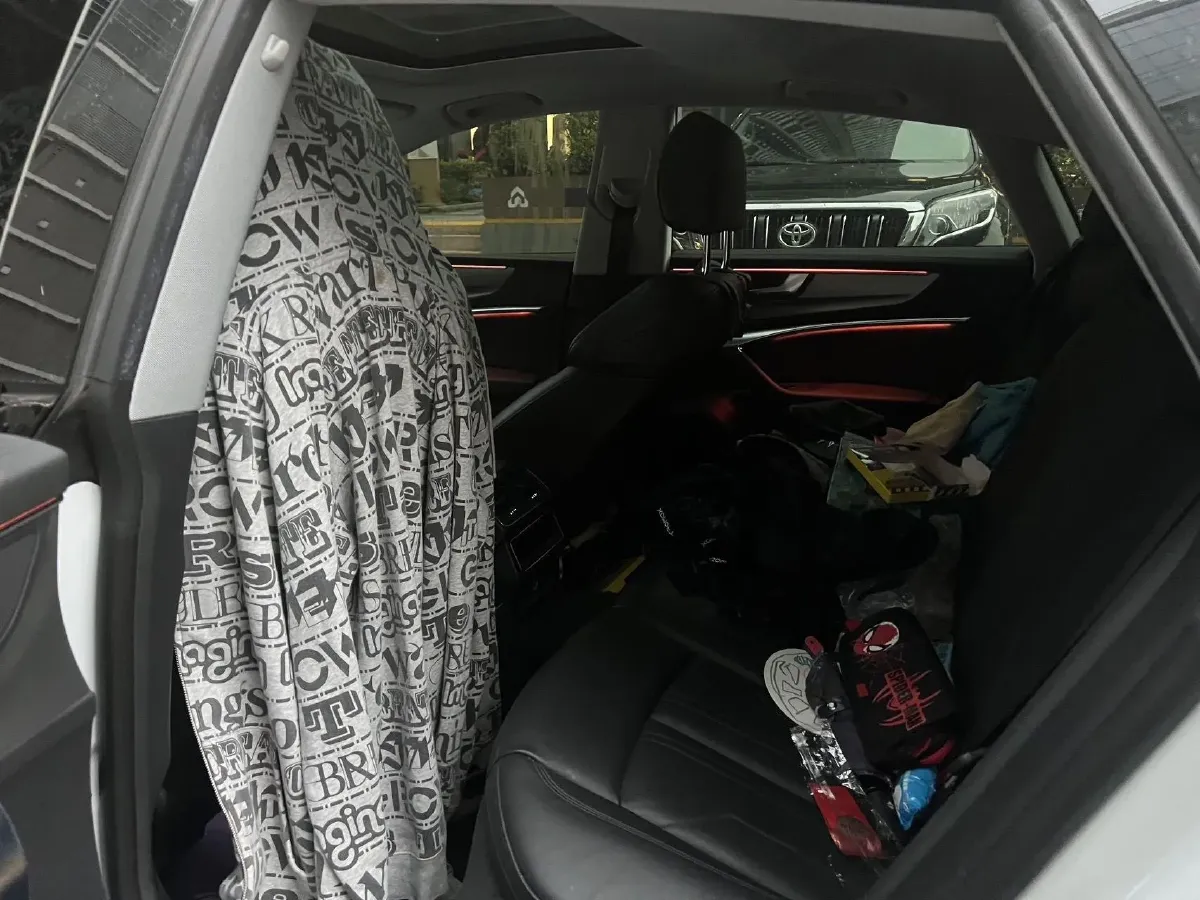 2021 Audi A7 2.0T 245HP L4 7DCT,autocango,china used car exporter,china ev exporter,chinese used car exporter,chinese used ev exporter