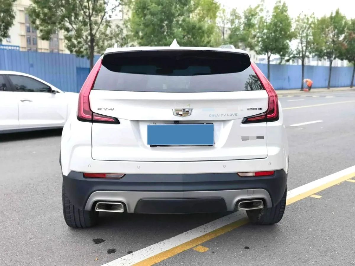 2020 Cadillac XT4 2.0T 237HP L4 9AT,autocango,china used car exporter,china ev exporter,chinese used car exporter,chinese used ev exporter