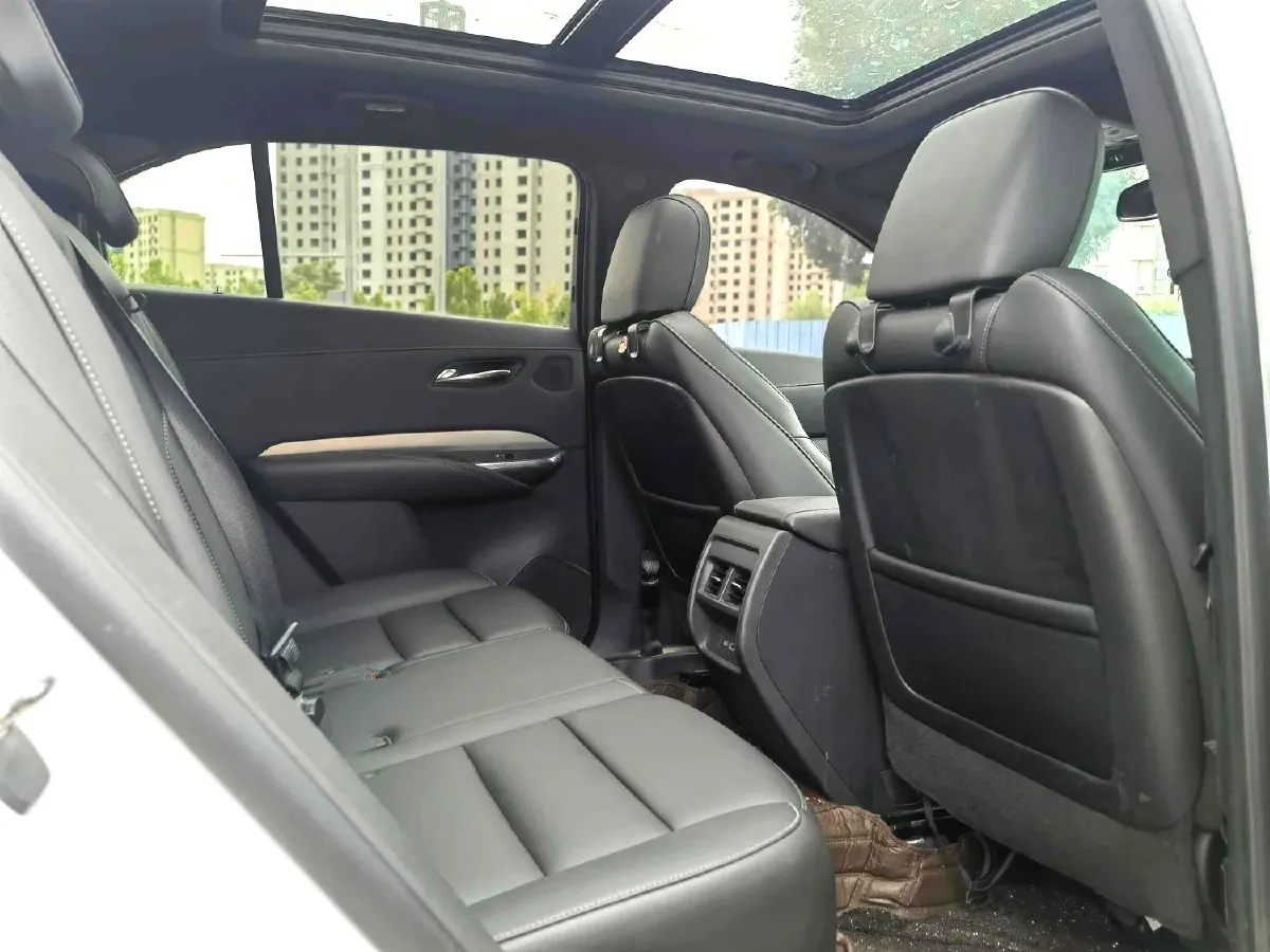 2020 Cadillac XT4 2.0T 237HP L4 9AT,autocango,china used car exporter,china ev exporter,chinese used car exporter,chinese used ev exporter