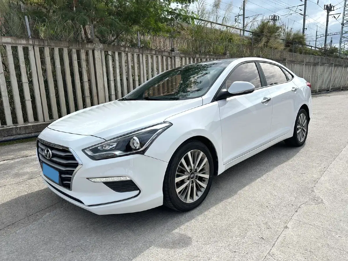 2017 Hyundai Mistra 1.8L 143HP L4 6AT
