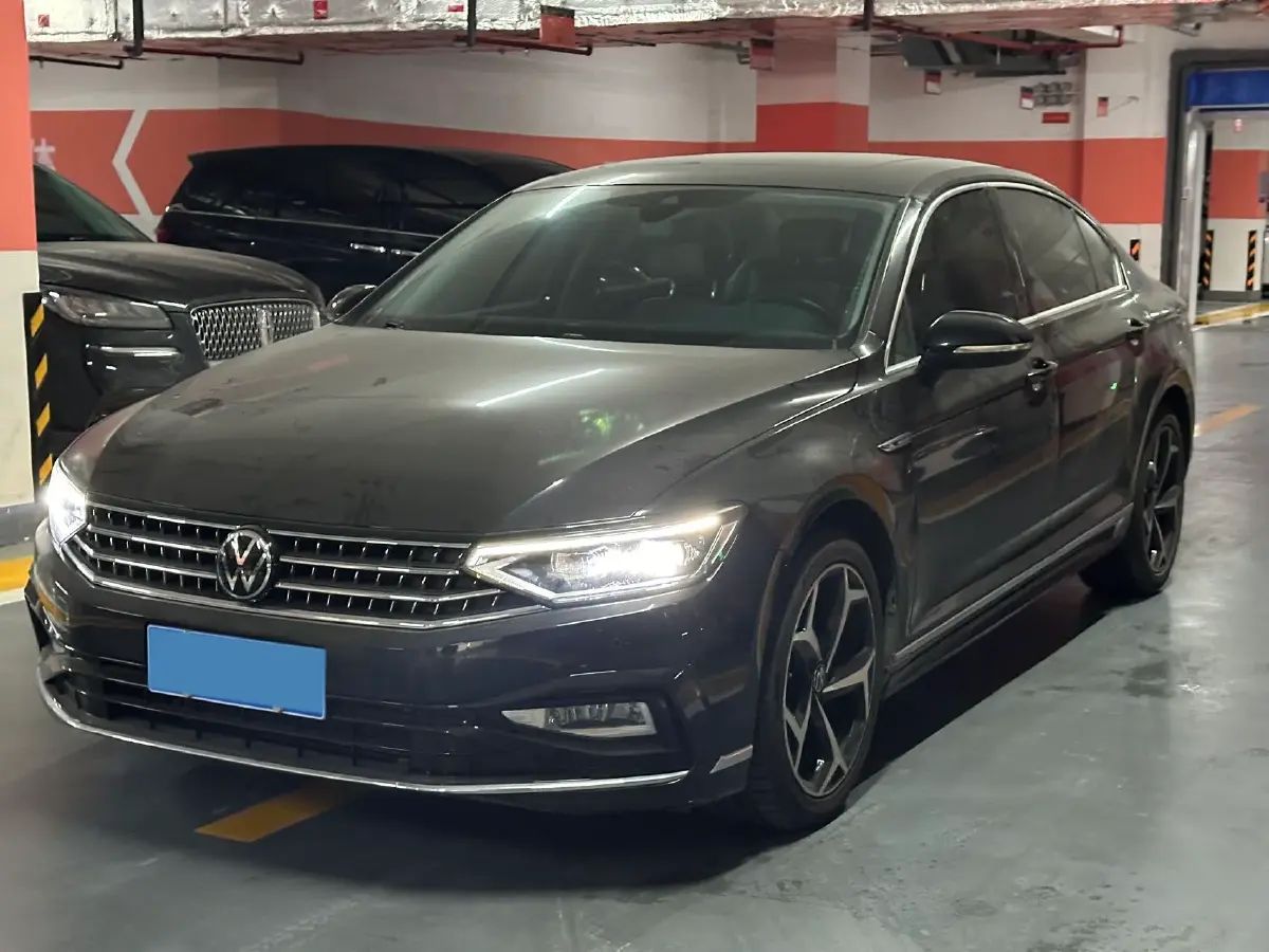 2023 Volkswagen Magotan 2.0T 186HP L4 7DCT