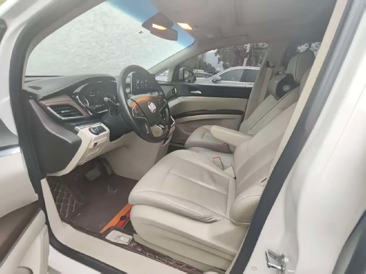 2021 Buick GL8 2.0T 237HP L4 9AT,autocango,china used car exporter,china ev exporter,chinese used car exporter,chinese used ev exporter