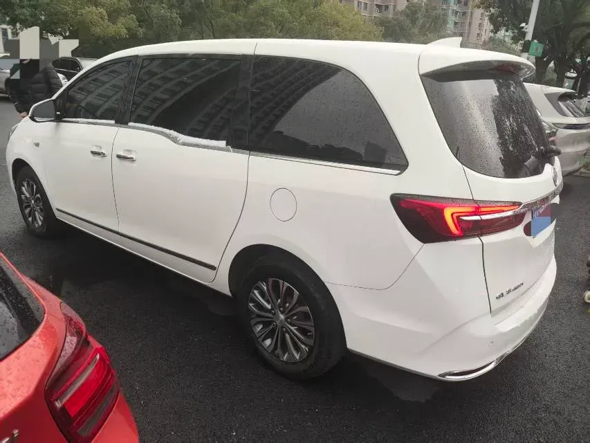 2021 Buick GL8 2.0T 237HP L4 9AT,autocango,china used car exporter,china ev exporter,chinese used car exporter,chinese used ev exporter