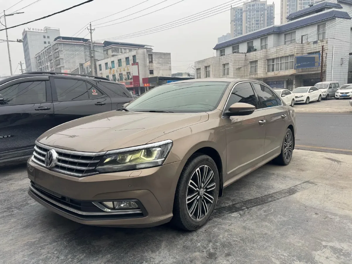2017 Volkswagen Passat 1.8T 180HP L4 7DCT,autocango,china used car exporter,china ev exporter,chinese used car exporter,chinese used ev exporter