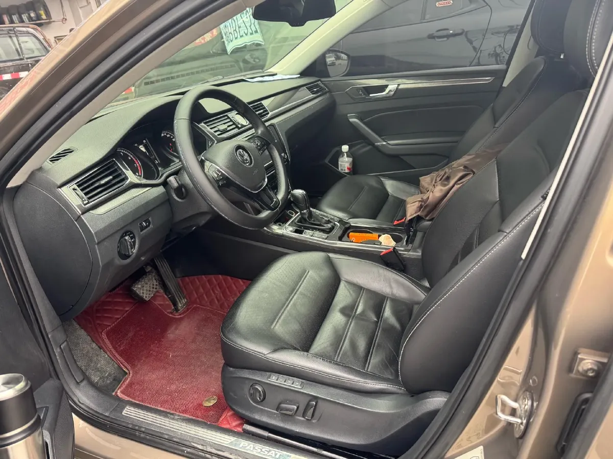 2017 Volkswagen Passat 1.8T 180HP L4 7DCT,autocango,china used car exporter,china ev exporter,chinese used car exporter,chinese used ev exporter