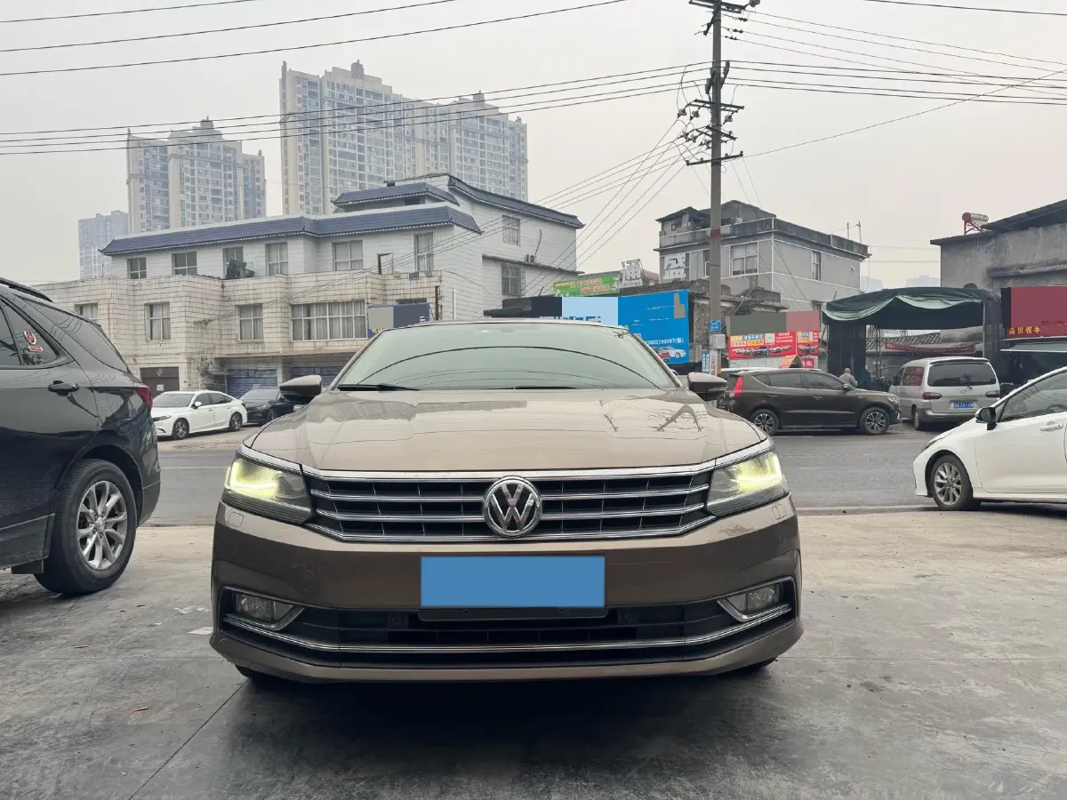 2017 Volkswagen Passat 1.8T 180HP L4 7DCT,autocango,china used car exporter,china ev exporter,chinese used car exporter,chinese used ev exporter