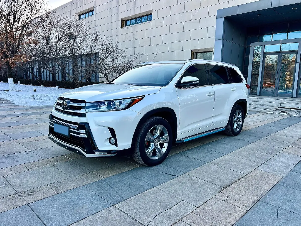 2018 Toyota Highlander 2.0T 220HP L4 6AT