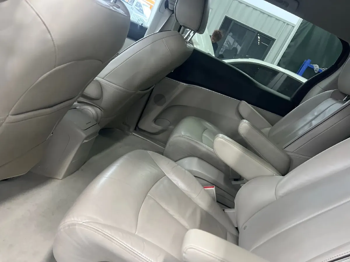 2021 Buick GL8 2.0T 237HP L4 9AT,autocango,china used car exporter,china ev exporter,chinese used car exporter,chinese used ev exporter