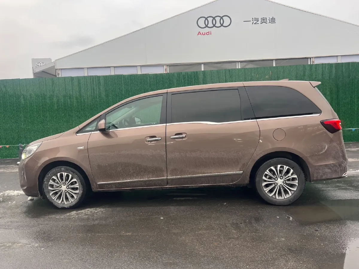 2021 Buick GL8 2.0T 237HP L4 9AT,autocango,china used car exporter,china ev exporter,chinese used car exporter,chinese used ev exporter