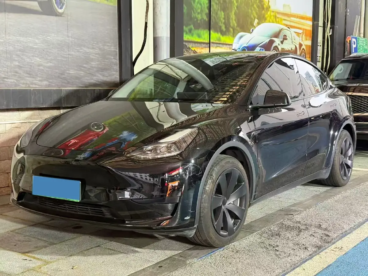 2022 Tesla Model Y BEV 60KWH