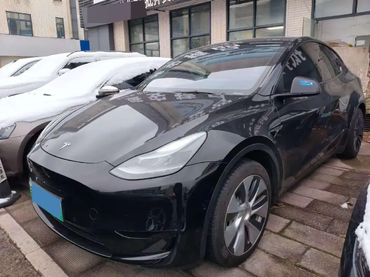 2022 Tesla Model Y BEV 60KWH
