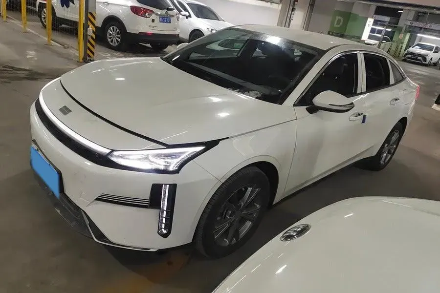 2025 Geely Galaxy A7 1.5L 112HP L4 1DHT PHEV,autocango,china used car exporter,china ev exporter,chinese used car exporter,chinese used ev exporter