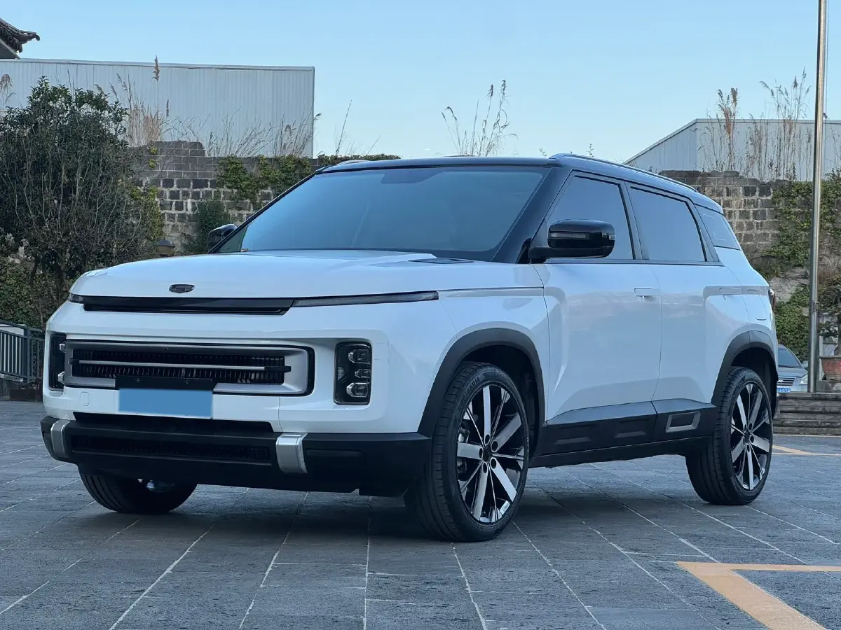 2023 Geely ICON 1.5T 181HP L4 7DCT