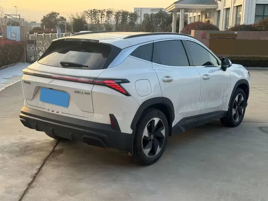 2024 Jetour ShanHai L6 1.5T 156HP L4 1DHT PHEV 19.43KWH,autocango,china used car exporter,china ev exporter,chinese used car exporter,chinese used ev exporter