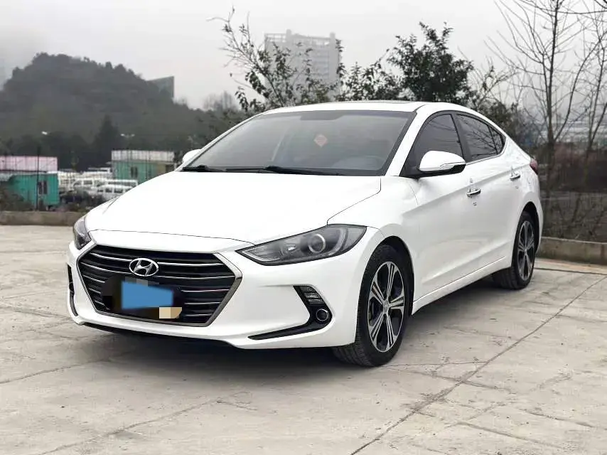 2018 Hyundai Elantra 1.4T 130HP L4 7DCT